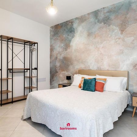 Barirooms Piccinni Екстериор снимка