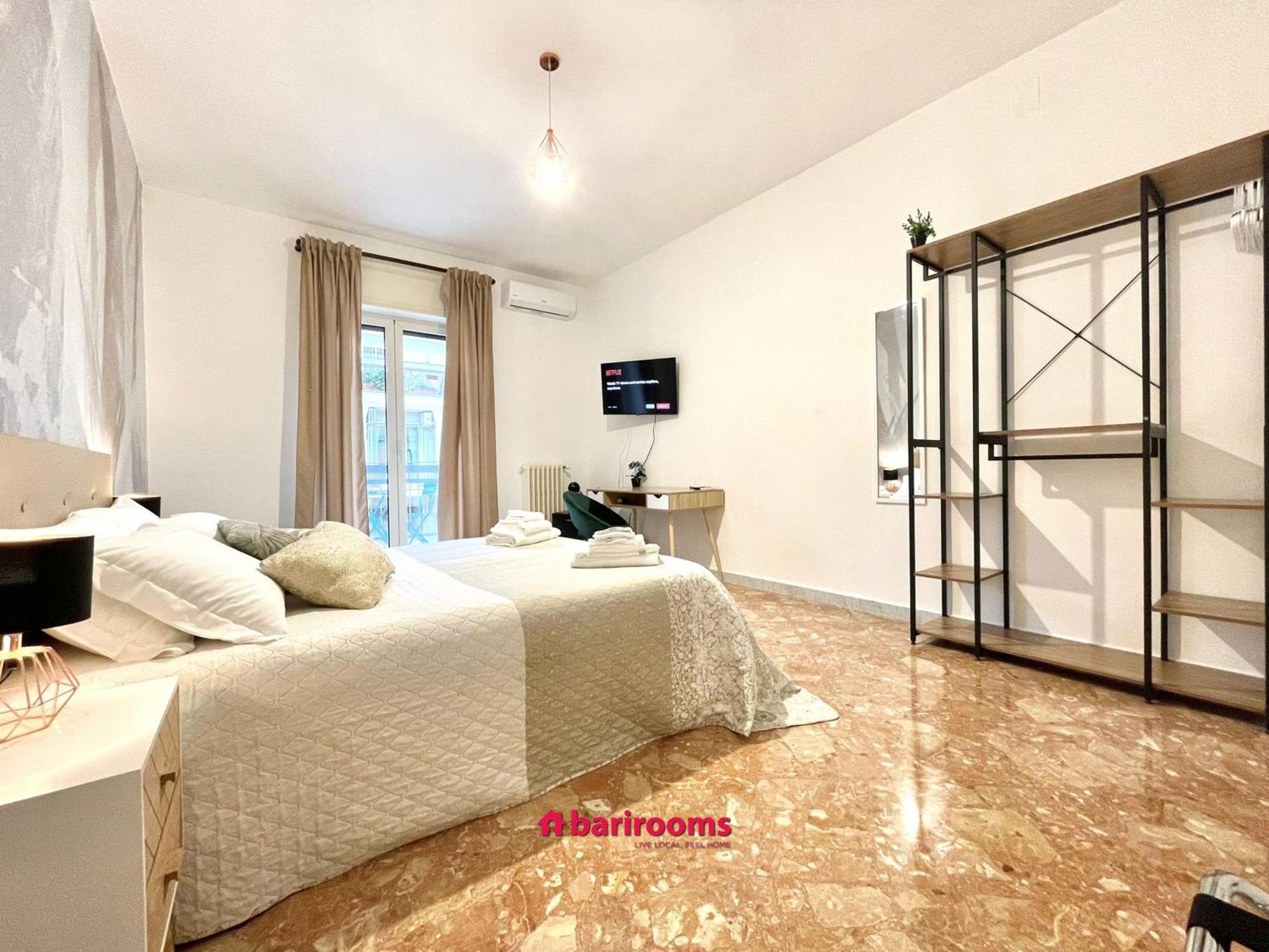 Barirooms Piccinni Екстериор снимка