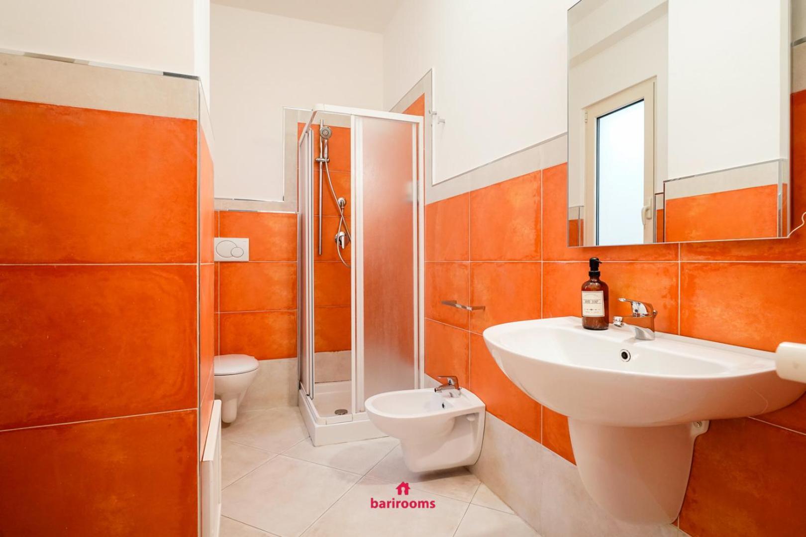 Barirooms Piccinni Екстериор снимка